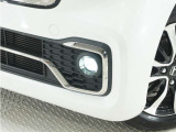 ◆フォグライト◆ 霧などの悪天候時、自車の位置を示すとともに前方や路肩が見えずらい時、近い位置をワイドに照らしてくれます
