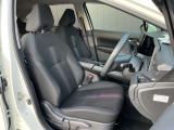 運転席、助手席シートです。実際お座りいただくのが、分かりやすいと思います。お気軽にご来店ください