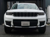 Jeepと言えば7スロットグリル、7本のグリルはJeepの証です。
