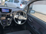 ☆内外装クリーニング☆車の隅々まで徹底的にクリーニングを行っておりますので内外装ともに綺麗な状態でご納車いたします!