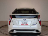 リアにハイマウントストップランプを装備しています。後続車両からの視認性も良く、安心です。