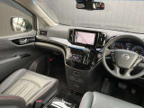 広々とした視界を体感できます。運転が楽しくなりますね。