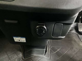 アクセサリーソケット付き車両です。