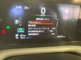 見やすいメーターです。センターモニターにいろんな情報を表示できます!
