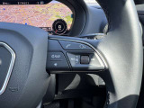 ●スイッチ類・ダイヤル類など細部までこだわりを感じ取れるインテリアです。Audiでは触感開発チームがございます。クリック感は操作する喜びを感じていただけます。