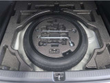 スペアタイヤ付属ですので万が一の時も安心です。