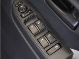 ◆パワーウィンドウスイッチ◆運転席から全席の窓の開閉操作を行うことが出来いつでも換気ができます!