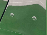 前後に障害物までの距離にお応じて、警告音と表示で障害物の確認をサポートするコーナーセンサー搭載!