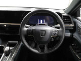各操作スイッチなどもハンドルから手を放すことなく操作可能で安全運転に支援いたします!