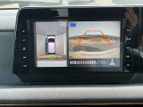 アラウンドビューモニターで車の周辺状況をナビ画面で確認できます☆