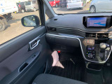 ☆内外装クリーニング☆車の隅々まで徹底的にクリーニングを行っておりますので内外装ともに綺麗な状態でご納車いたします!