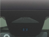 ◆Honda SENSING◆ カメラ等装置で精度の高い検知能力を発揮、安全運転を支援します。ステアリング上のコントローラーに注目!