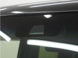 ◆Honda SENSING◆ カメラ等装置で精度の高い検知能力を発揮、安全運転を支援します。ステアリング上のコントローラーに注目!