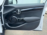 こちらのお車はMINI NEXT鶴ヶ島に展示中です。☆お問合せをお待ちしてます!