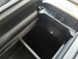 お車が展示場に無い事がございます。ご来店の際は一度お電話にて在庫のご確認を御願い致します。正規ディーラーメルセデス・ベンツ北大阪0120-838-038まで