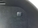 トランクにもシガータイプの充電器がついています
