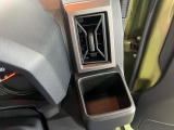 お車の情報が載ったカルテをお渡ししております。