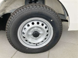 タイヤサイズは145/80R12