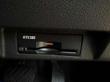 高速道路の料金所もスムーズに通過できるETC。阪神高速はETC使用時に距離料金でお得になります!ビルトインタイプですので、綺麗にスッキリ収まっています。多機能なETC2.0ですよ!!