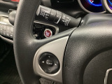 自社整備工場で点検整備をおこなってからお渡ししています。車検が残っている場合は『12ヶ月点検整備』を、車検整備付きの場合は『車検整備』をおこないます。整備費用は車両本体価格に含まれています。