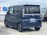 車検、整備、点検、修理などお車の事なら、何でもご相談ください。商談スペースにて、お客様のご要望にあったお車をご紹介いたします。