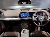☆センターパネルを運転席側に僅かに傾けたBMW独特のインパネ☆【駆け抜ける歓び】はここからもスタートしております☆