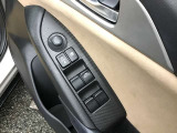 パワーウインド・電動格納付きドアミラースイッチは、運転席ドアに集中☆