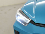 消費電力が少なく長寿命のLEDヘッドランプを装備しております。