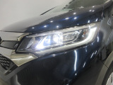 LEDヘッドライトを装備しています。光軸のはっきりした明るいヘッドライトは暗い夜道で効力を発揮します!