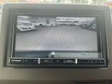 バック時カメラで駐車を快適に!!