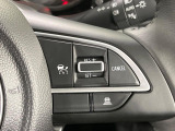 【アダプティブクルーズコントロール】高速道路での長距離走行が楽に!!自動で速度を保つクルーズコントロールが、衝突軽減システムと連携し、前方の車両を感知して車間を保つように速度調節してくれます!!