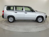 実用性と運転のしやすさを兼ね備えたワゴンタイプならではの広々としたラゲージスペースが魅力です!