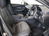 写真では伝えきれないので、車両状態につきましてはお気軽にお問い合わせ下さい