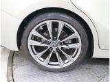 265/35R19タイヤを装備しています。※各ホイールのキズ等をご確認くださいませ。