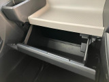 延長保証につきましてはお求めいただく車両によって保証料が異なりますので、当店スタッフまでお気軽にお問い合わせくださいませ。
