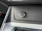 快適なショールームにて、お車選びのお手伝いから、ご購入後の整備待ちまで、ご対応致します。