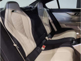 【エアバック】BMWのエアバックやその他の安全装備は、互いに補完しあう事で徹底した安全性を貫きます。万一の事故の際にそれぞれ最適な保護を提供してくれます!