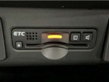 【ETC車載器】もはや必須アイテムのETCを搭載!高速道路のご利用時にとても便利!わずらわしい料金所での現金支払いが不要となりスムーズに通過できます♪