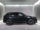 ボディーラインにこだわったマツダデザイン。どの角度から見ても美しいプロポーションを実現しています!