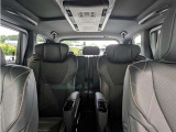 「中古車ハイブリッド保証」付き。ハイブリッド機構を無償で保証します。保証期間は、初度登録年月から10年目まで、またはロングラン保証が終わってから3年間。ただし累計走行距離が20万km以内です。