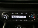 「オートエアコン」が付いています。1年中快適な室内を提供!車内温度を設定すると、風量を自動で調節してくれます。