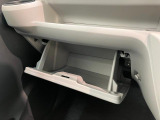保証内容は車両によって異なりますので、お気に入りの車両が少しでも気になられましたら、お気軽に当店までお問合せくださいませ♪スタッフ一同お待ちいたしております!