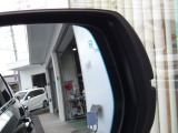 車線変更をより安全にする為のブラインドスポットインフォメーションもついてます。