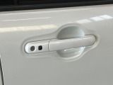品質には自信があります!ハッピーの品質・キレイなお車をお届けさせていただきたい!そんな気持ちでキレイに仕上げております。フロアマットなどの清掃はもちろん、シート下なども徹底的に清掃しております。