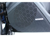 ハーマンカードンサウンドシステムの付いたお車となります!良い音を聞きながらのドライブは楽しいです!!