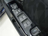 ◆パワーウィンドウスイッチ◆運転席から全席の窓の開閉操作を行うことが出来いつでも換気ができます!
