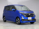 【車両状態証明書】査定協会公認のプロの検査員が公平かつ確かな基準で検査を実施。車両評価をもとに、安心しておクルマをお選びいただけます。