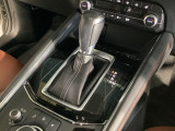 全てのトランスミッションのメリットを兼ね備えた理想的なAT、それがSKYACTIV-DRIVE(スカイアクティブドライブ)。「滑らかな変速」「ダイレクト感のあるシフトフィール」そして「低燃費」が特長です!