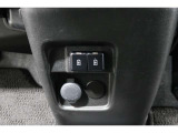 スマートフォンなどの音楽再生が可能なUSB接続ジャック装備車両です♪♪♪