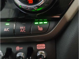 シートヒーターを装備しております。